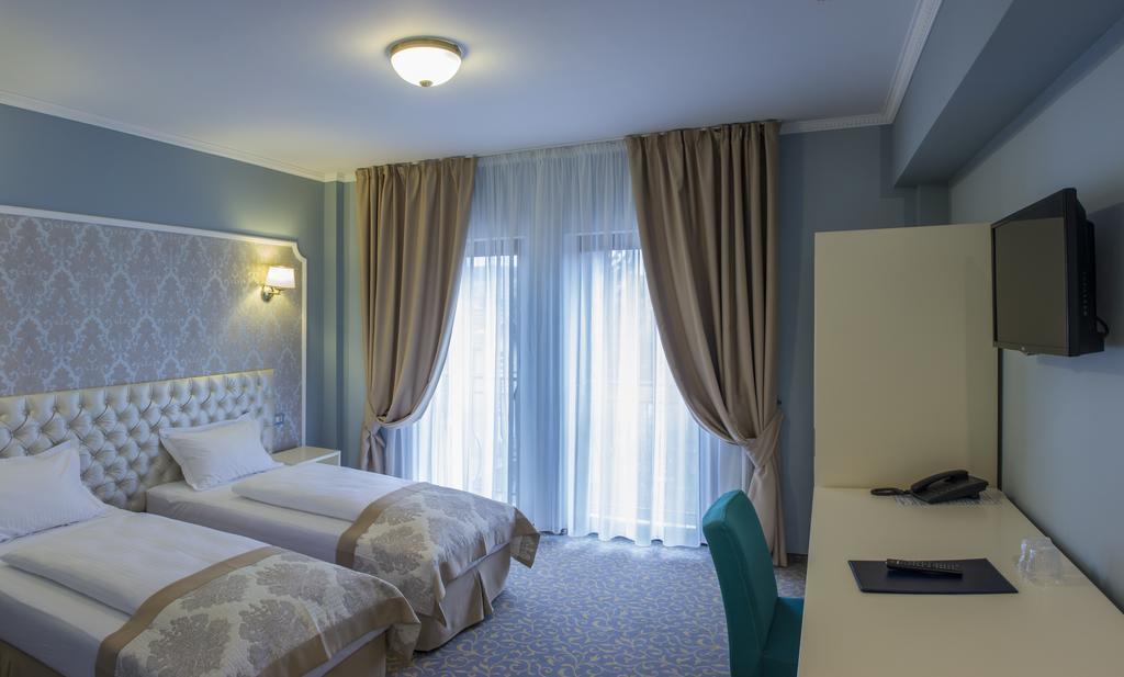 Hotel Bulevard ฮูเนโดอารา ภายนอก รูปภาพ