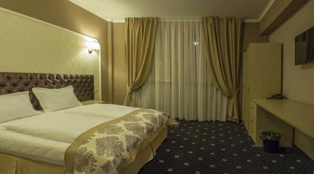 Hotel Bulevard ฮูเนโดอารา ภายนอก รูปภาพ